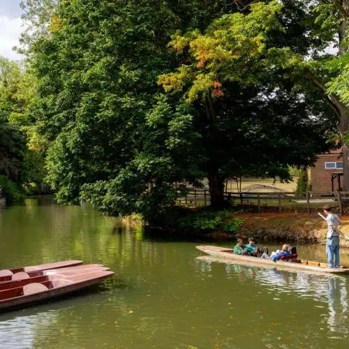 St Hildas college Punting